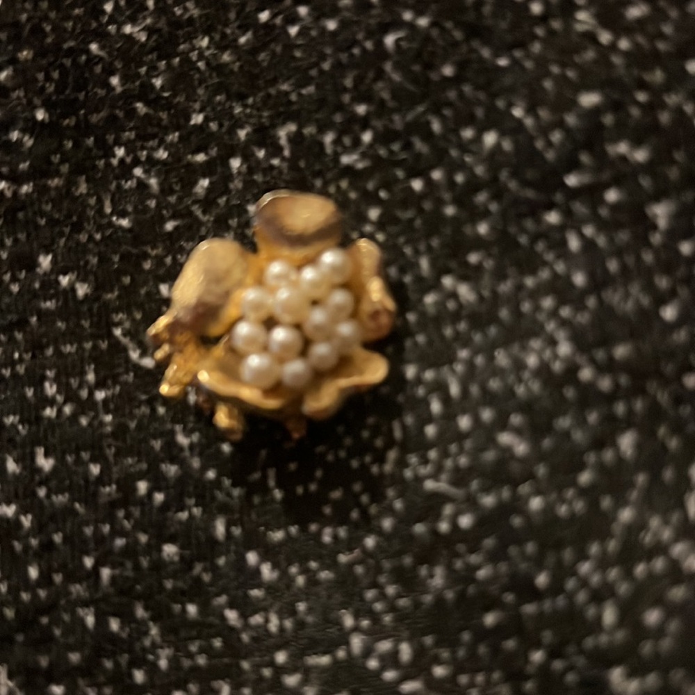 Gold Floral Brooch with Pearls